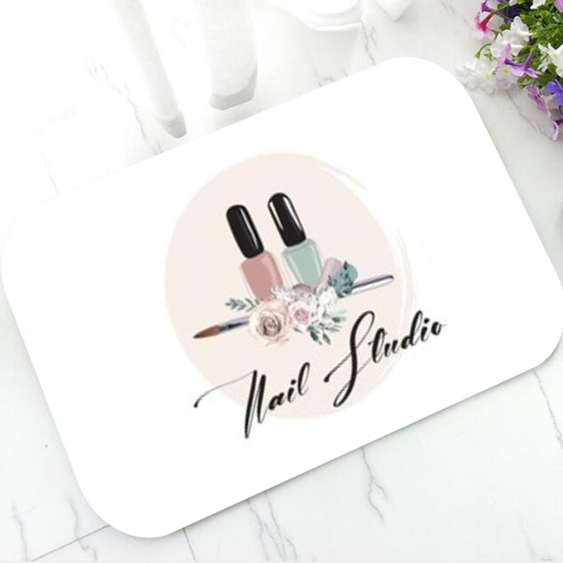 トレンディなブラックゴールドネイルアートスタジオウェルカムド - Beauty And Makeup Studio のレビューと価格